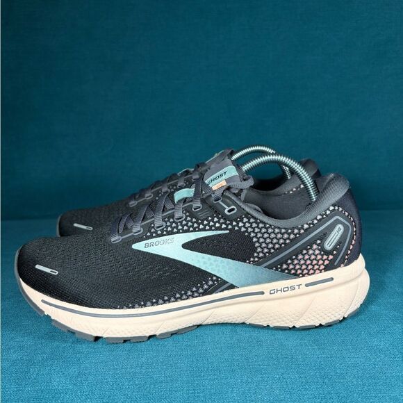 Size 10.5 - Women’s Brooks Ghost 14 shoes - Picture 1 of 9